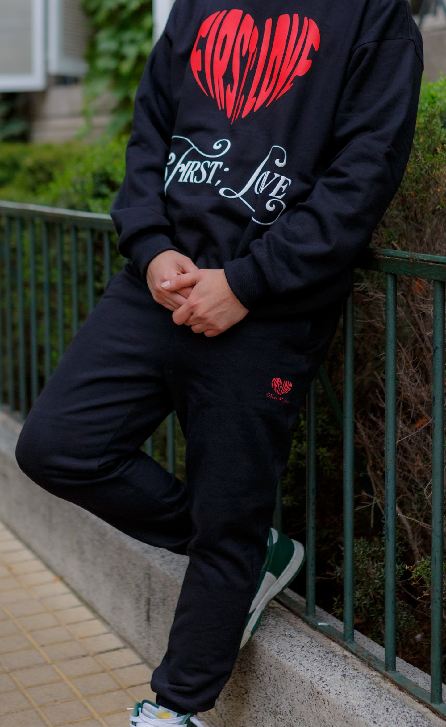 Pantalon de buzo negro First Love